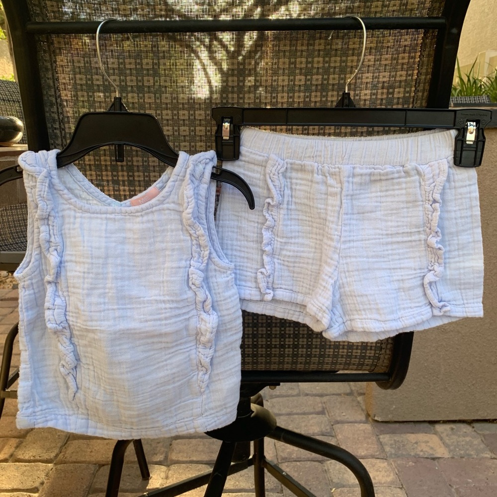Mila & Emma Blue Two piece outfit Size 5T